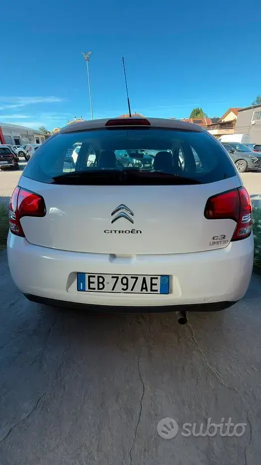 Usata Citroën C3 68 CV (50 kW) 2012 Bianco Berlina