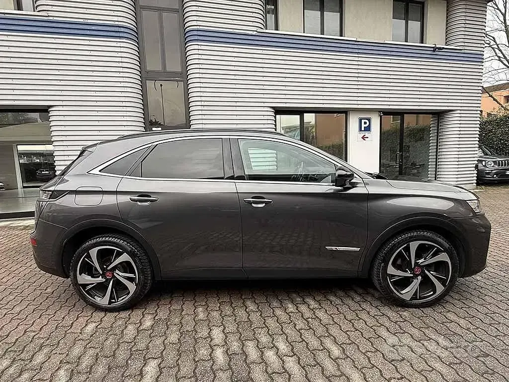 Usata DS Automobiles DS7 Crossback Performance 131 CV (96 kW) 2021 Grigio / metallizzato SUV