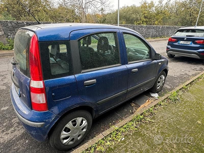 Usata Fiat Uno 60 CV (44 kW) 2009 Blu Utilitaria