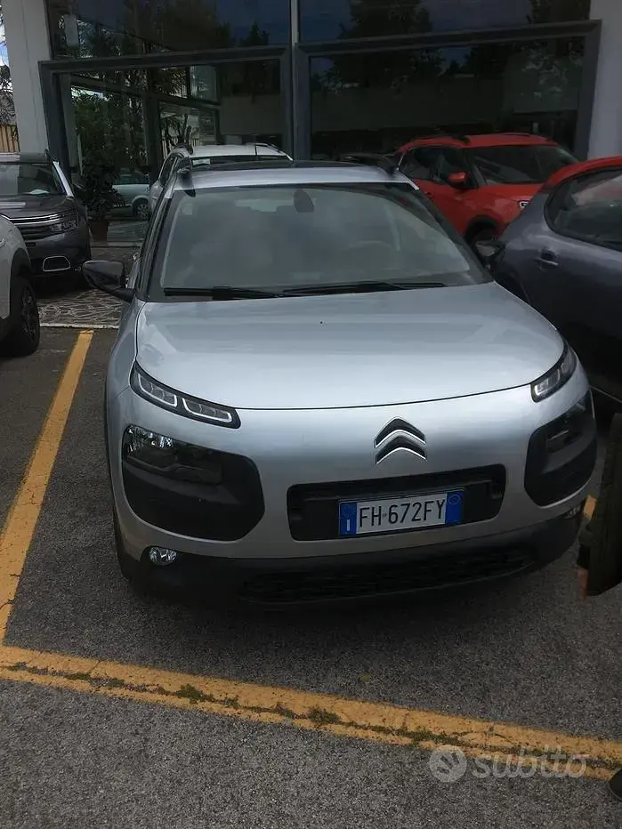 Usata Citroën C4 92 CV (67 kW) 2017 Grigio SUV