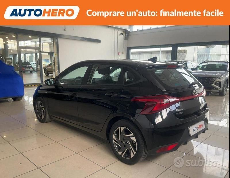 Usata Hyundai i20 101 CV (74 kW) 2022 Nero Utilitaria