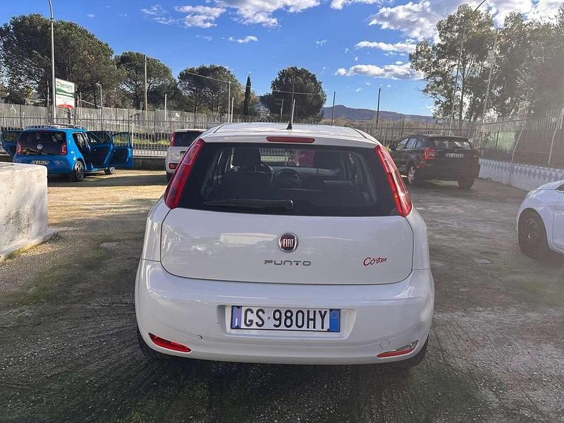 Usata Fiat Punto Lounge 69 CV (50 kW) 2017 Bianco Utilitaria