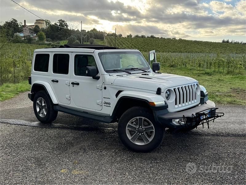 Usata Jeep Wrangler Sahara 200 CV (147 kW) 2020 Bianco SUV