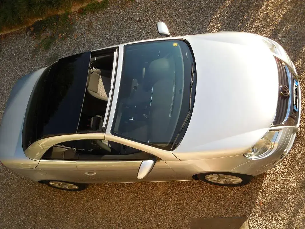 Usata VW Eos 122 CV (89 kW) 2009 Grigio Cabrio