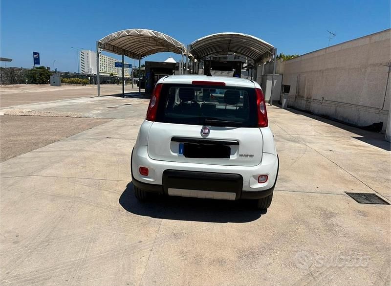 Usata Fiat Panda 70 CV (51 kW) 2023 Berlina