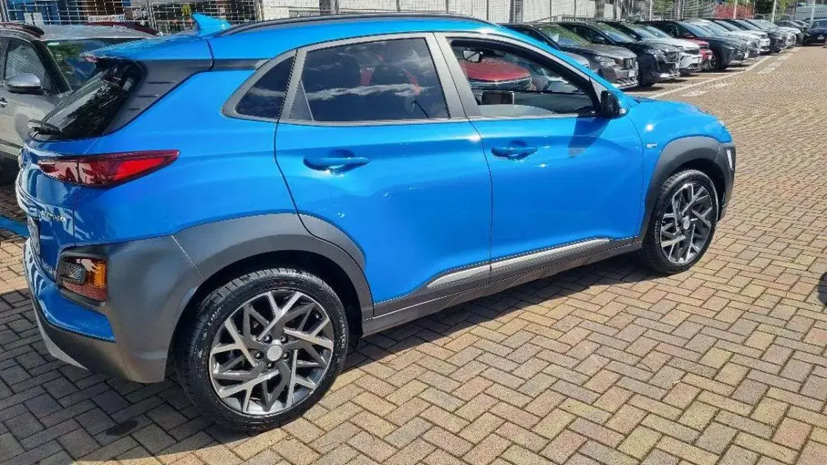Usata Hyundai Kona XPrime 105 CV (77 kW) 2020 Azzurro SUV