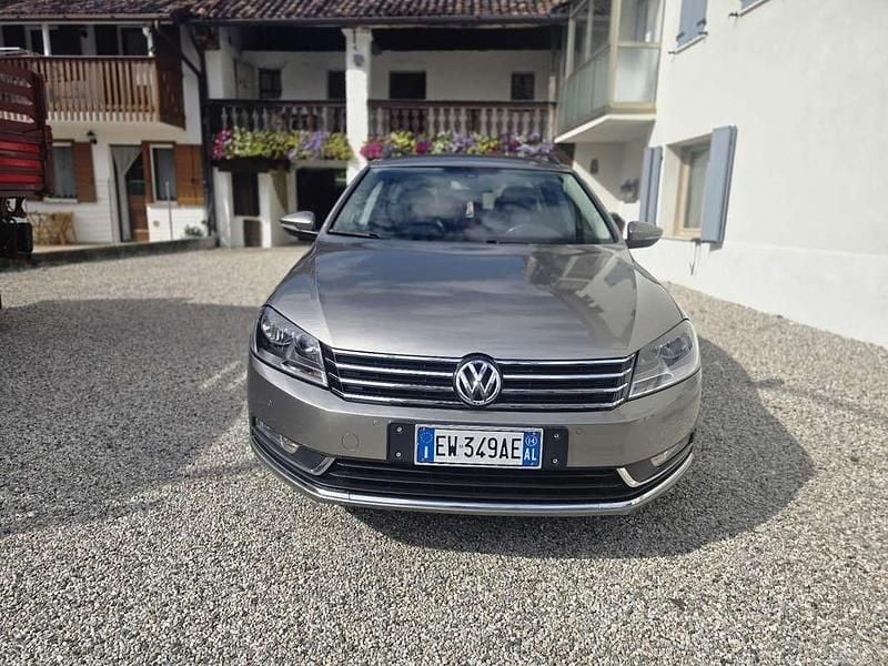 Usata 2014 VW Passat Highline Station wagon | 7999 € (Buon prezzo) - Immagine 1/4