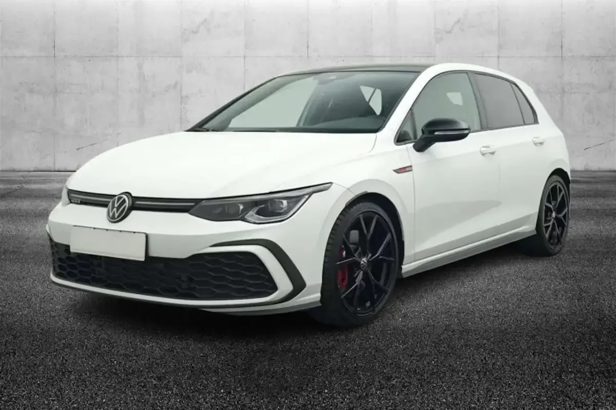 Usata VW Golf VIII GTI 245 CV (180 kW) 2024 Bianco Berlina