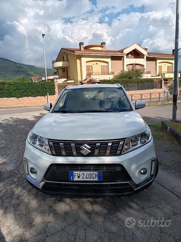 Usata Suzuki Vitara Cool 112 CV (82 kW) 2019 Bianco SUV