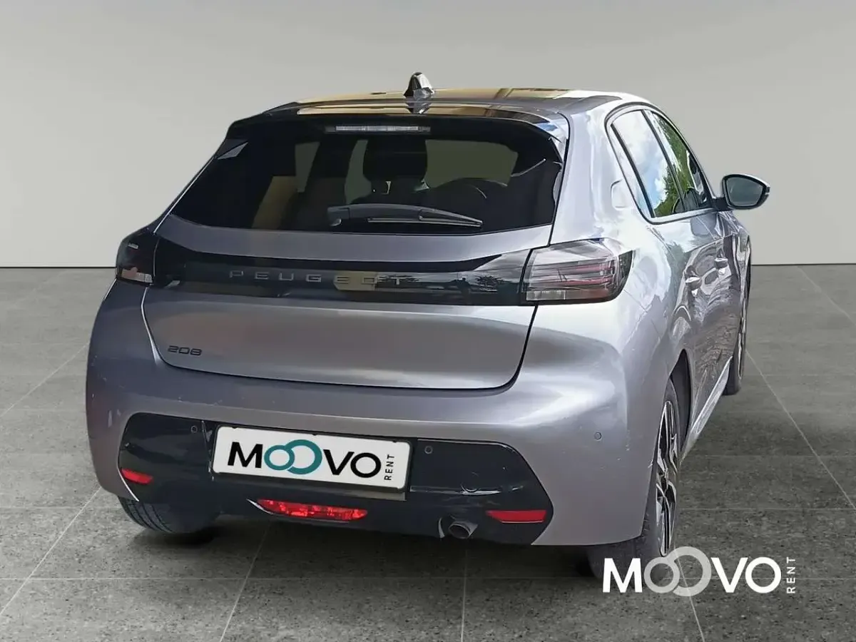 Usata Peugeot 208 Allure 101 CV (74 kW) 2025 Grigio selenium Utilitaria