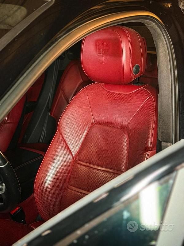 Usata Porsche Cayenne Turbo 549 CV (403 kW) 2019 Nero SUV