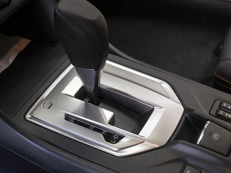 Usata Subaru XV Premium 114 CV (83 kW) 2020 Argento SUV