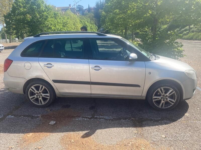 Usata Skoda Fabia Style 105 CV (77 kW) 2008 Grigio Utilitaria