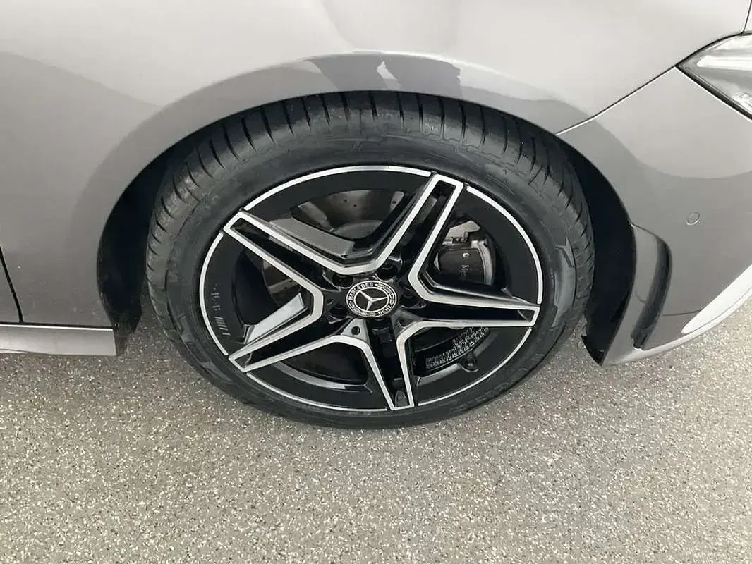 Usata Mercedes CLA200 Shooting Brake Premium 163 CV (119 kW) 2021 Grigio Station wagon