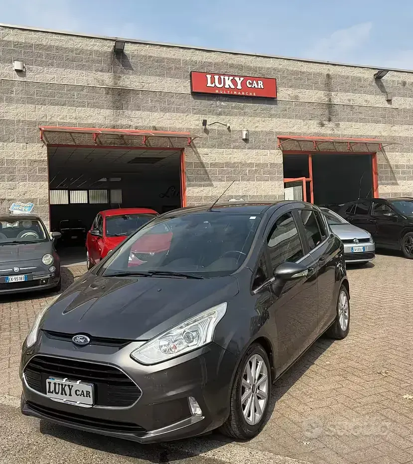 Usata Ford B-MAX Business Edition 100 CV (73 kW) 2015 Grigio Monovolume