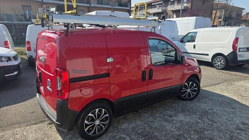 Usata Fiat Fiorino 95 CV (69 kW) 2017 Rosso / pastello Monovolume