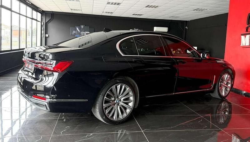 Usata BMW 745e 286 CV (210 kW) 2020 Nero Berlina