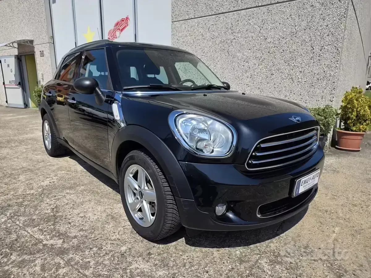 Usata Mini One D 90 CV (66 kW) 2014 Nero Utilitaria