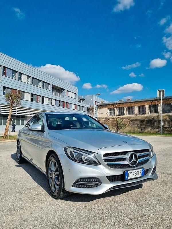 Usata Mercedes C220 Premium 170 CV (125 kW) 2015 Grigio Berlina