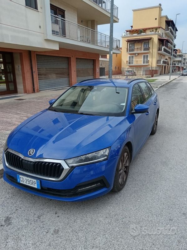 Usata 2021 Skoda Octavia G-TEC Ambition Station wagon | 14.000 € (Ottimo prezzo) - Immagine 1/4