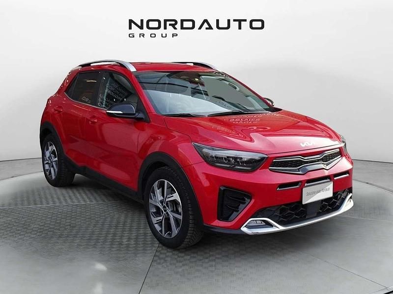 Usata Kia Stonic GT-Line 100 CV (73 kW) 2022 Rosso SUV