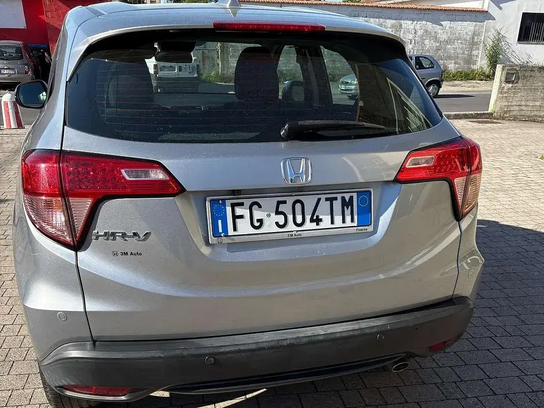 Usata Honda HR-V Elegance 120 CV (88 kW) 2017 Argento SUV
