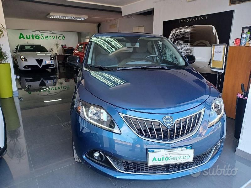 Usata Lancia Ypsilon S 70 CV (51 kW) 2022 Blu Utilitaria