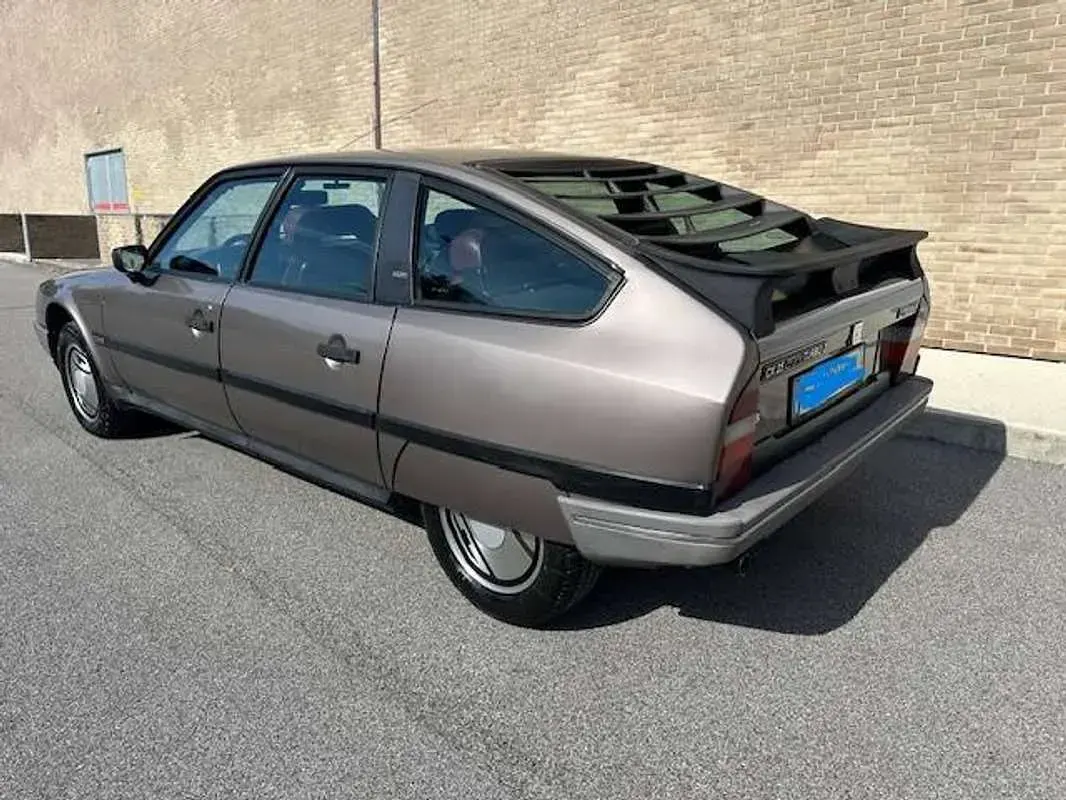 Usata Citroën CX 166 CV (122 kW) 1986 Bronzo Berlina