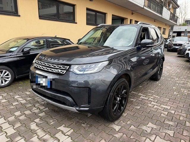 Usata Land Rover Discovery 5 HSE Luxury 240 CV (176 kW) 2017 Grigio SUV