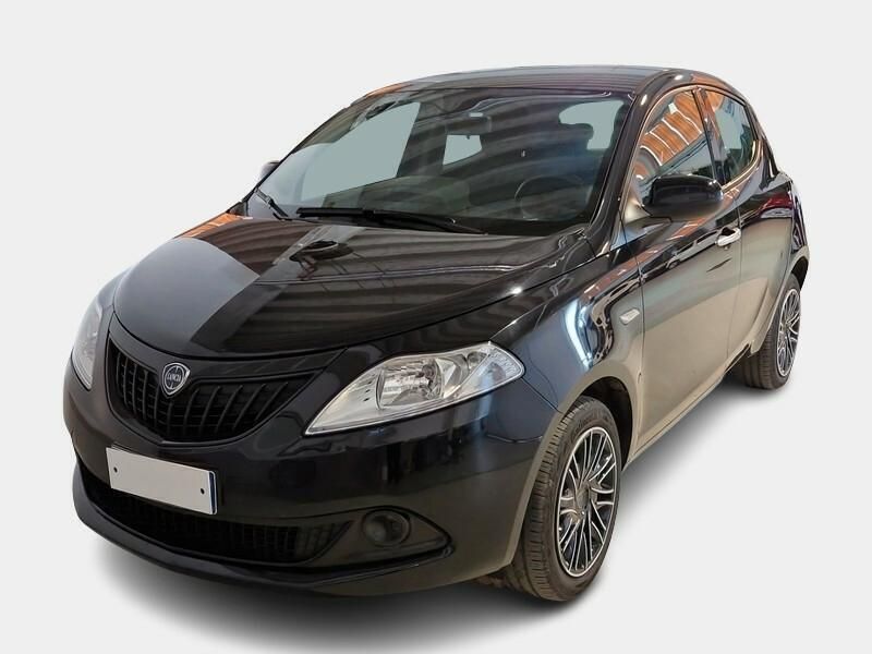 Nero Usata 2023 Lancia Ypsilon Due volumi | 12.300 € (Buon prezzo) - Immagine 1/4