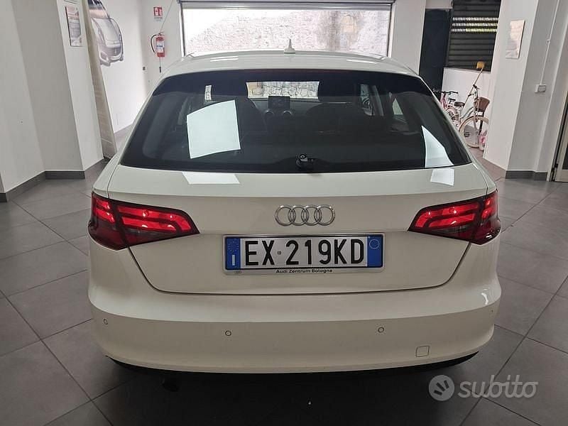 Usata Audi A3 Business 110 CV (80 kW) 2014 Beige Berlina