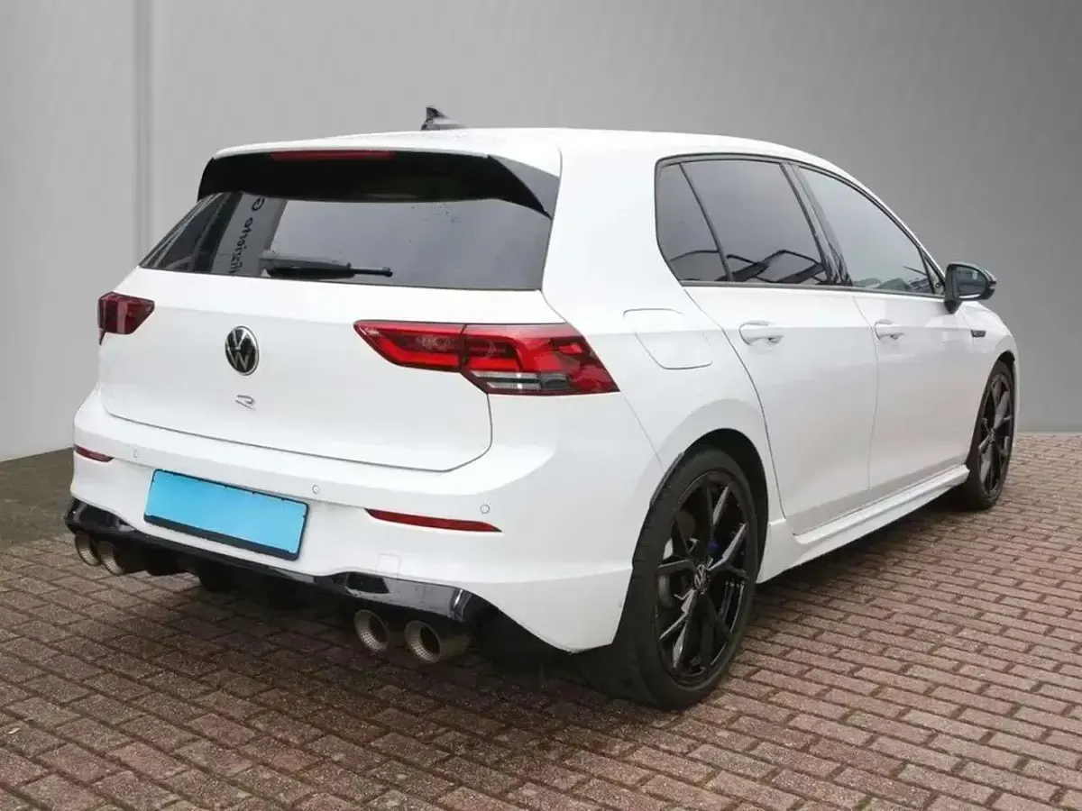Usata VW Golf VIII Style 320 CV (235 kW) 2024 Bianco Berlina