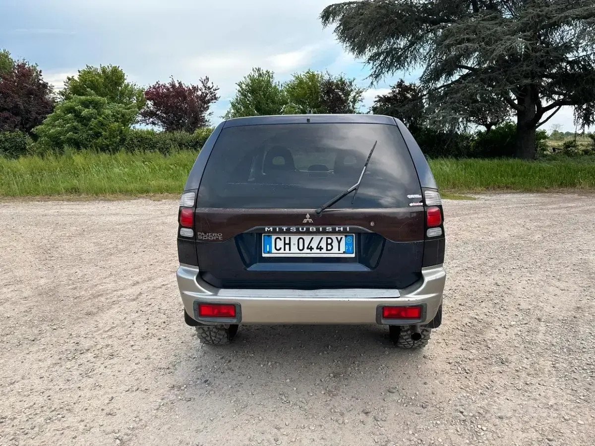 Usata Mitsubishi Pajero Sport 116 CV (85 kW) 2005 Bluazzurro SUV