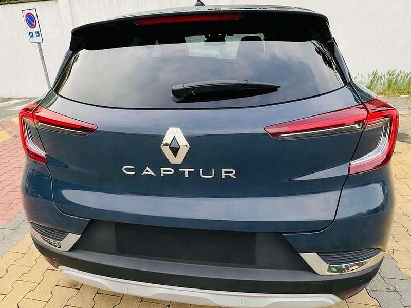 Usata Renault Captur Techno 101 CV (74 kW) 2024 Blu/azzurro SUV