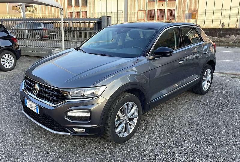 Usata VW T-Roc Style 150 CV (110 kW) 2020 Grigio SUV