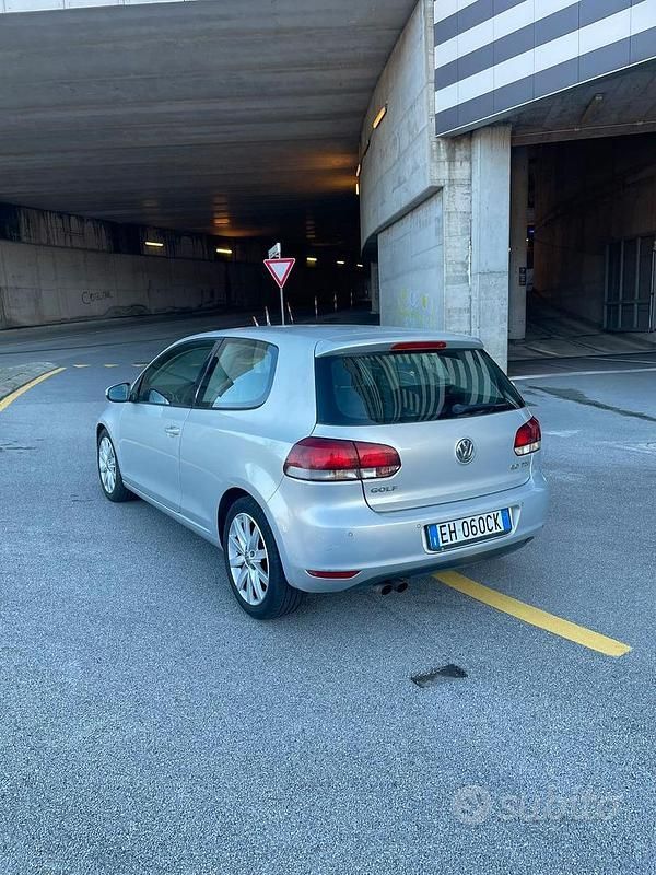 Usata VW Golf 140 CV (102 kW) 2011 Grigio Berlina