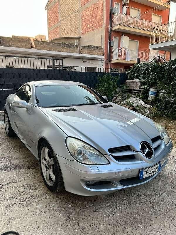 Usata 2004 Mercedes SLK200 Cabrio | 8900 € (Ottimo prezzo) - Immagine 1/4