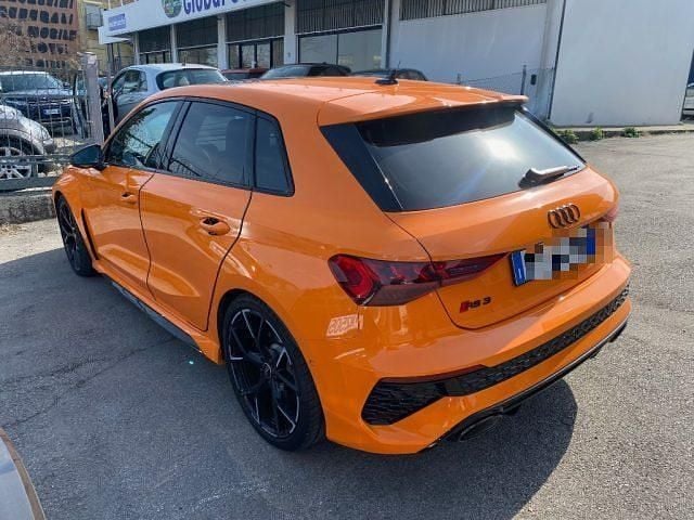 Usata Audi RS3 400 CV (294 kW) 2024 Arancione Berlina