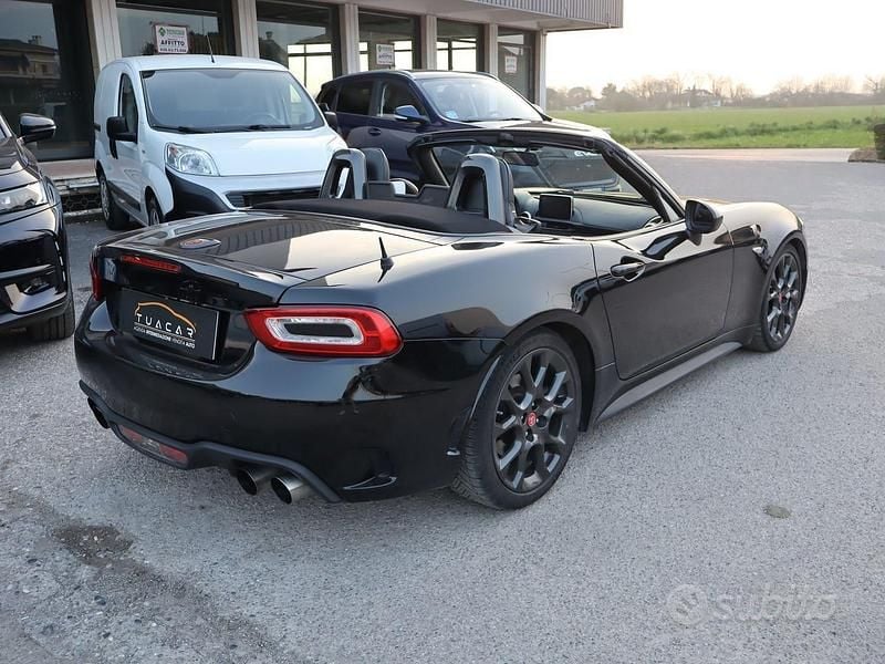 Usata Abarth 124 Spider 170 CV (125 kW) 2018 Nero Cabrio