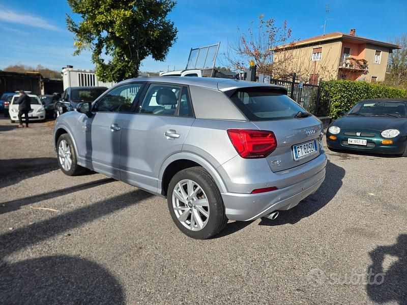 Usata Audi Q2 115 CV (84 kW) 2019 Grigio SUV