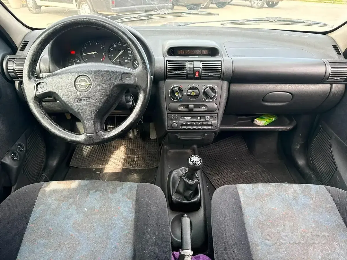 Usata Opel Corsa 60 CV (44 kW) 2007 Grigio Utilitaria