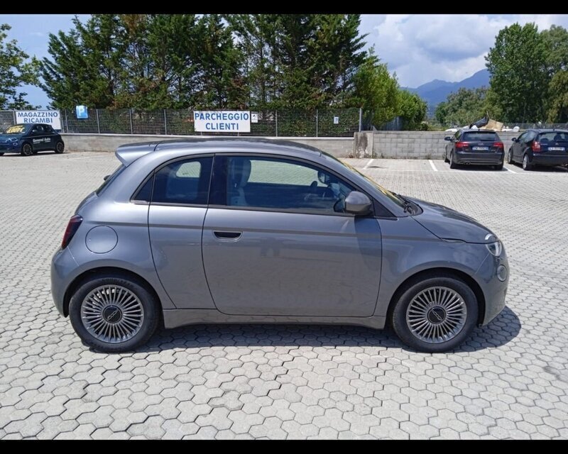 Usato 2023 Fiat 500e 1.0 El 58 CV (26.900 €)