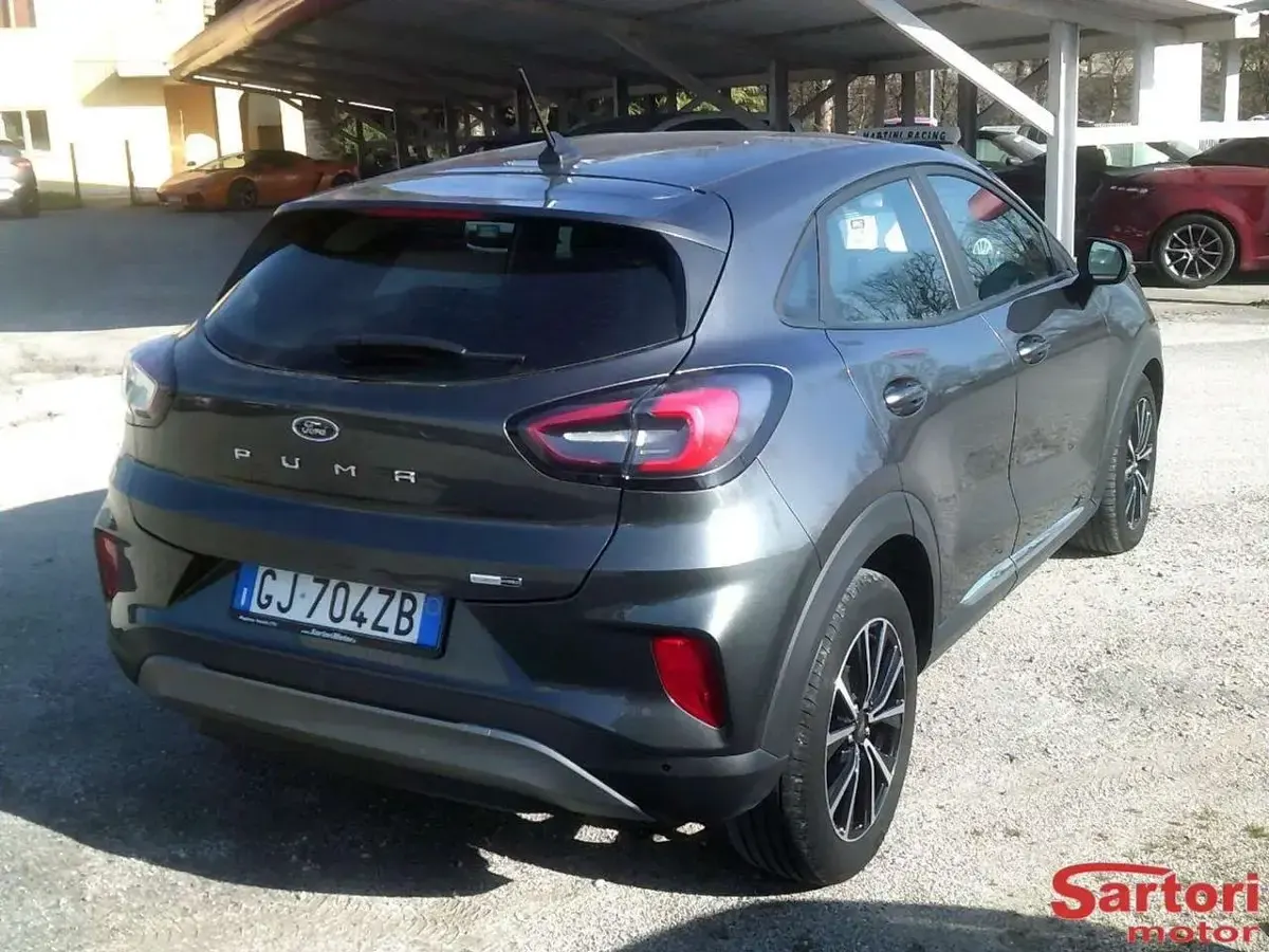Usata Ford Puma 125 CV (91 kW) 2022 Grigio SUV