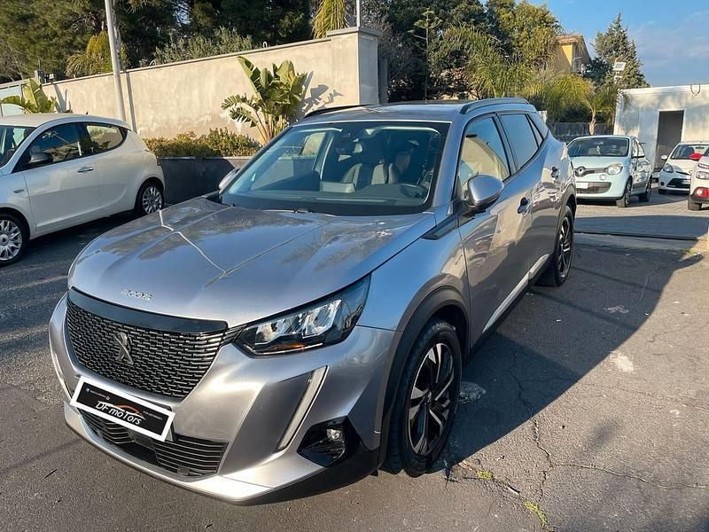 Grigio Usata 2021 Peugeot 2008 Allure SUV | 14.999 € (Ottimo prezzo) - Immagine 1/4