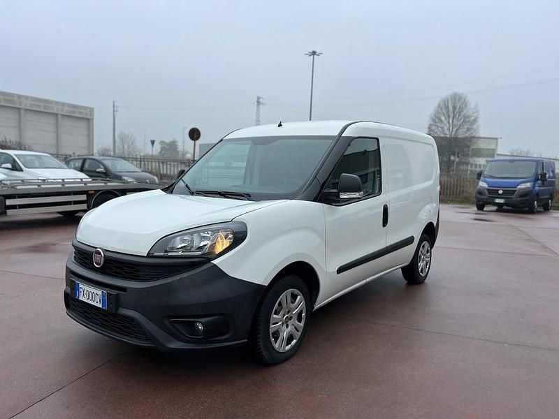 Bianco Usata 2019 Fiat Doblò Easy Monovolume | 7999 € (Super prezzo) - Immagine 1/4