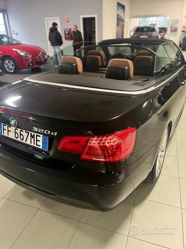 Usata BMW 320 Cabriolet M Sport 185 CV (136 kW) 2011 Nero Cabrio