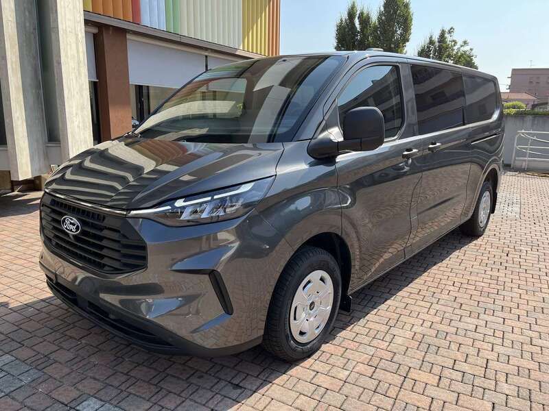Magnetic grey Nuova 2025 Ford Transit Custom Trend Furgone | 35.900 € (Molto cara) - Immagine 1/4