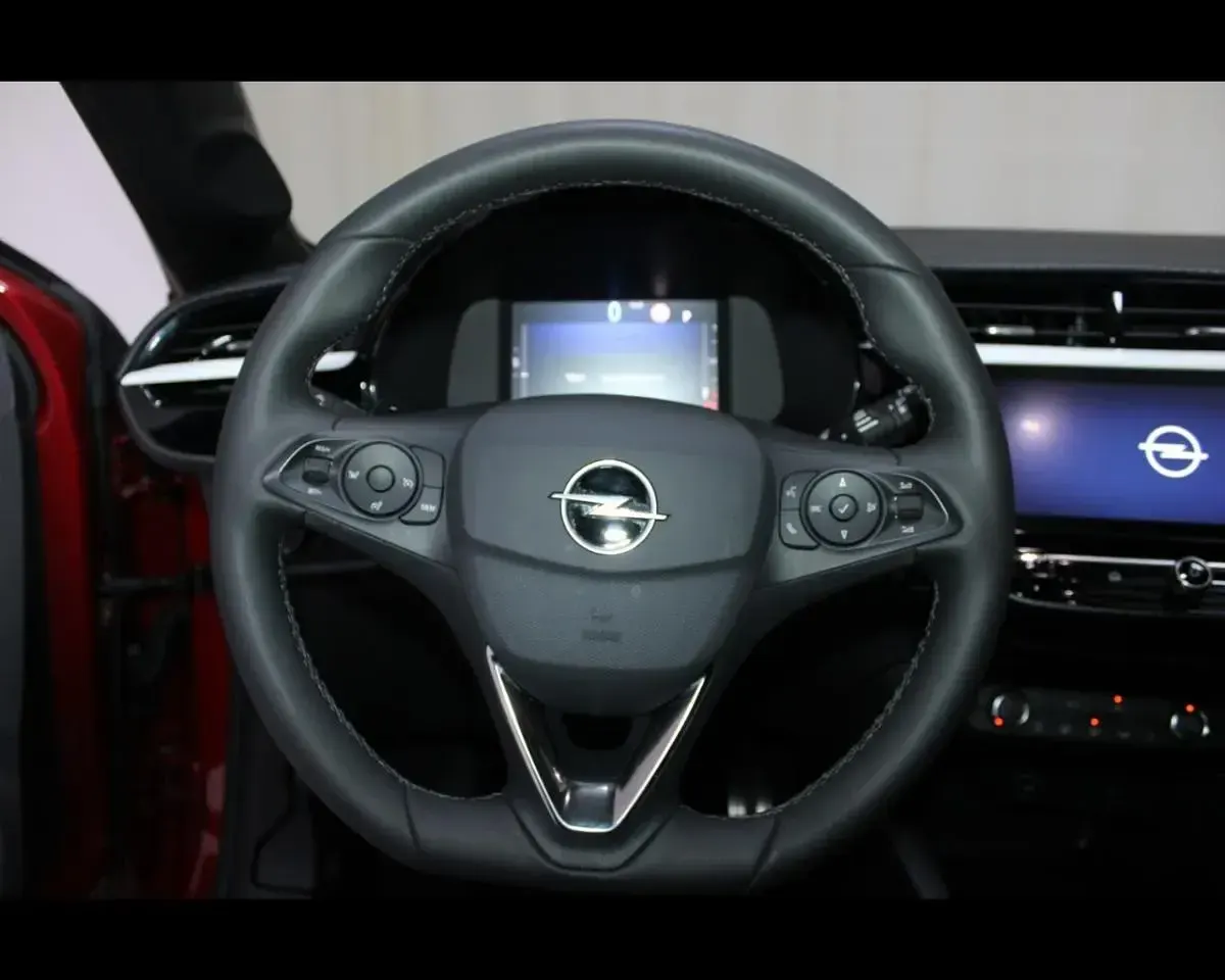 Usata Opel Corsa 100 CV (73 kW) 2025 Grigio Utilitaria