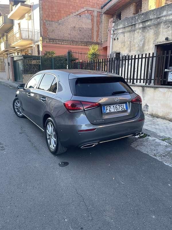 Usata Mercedes A180 Business 116 CV (85 kW) 2019 Berlina
