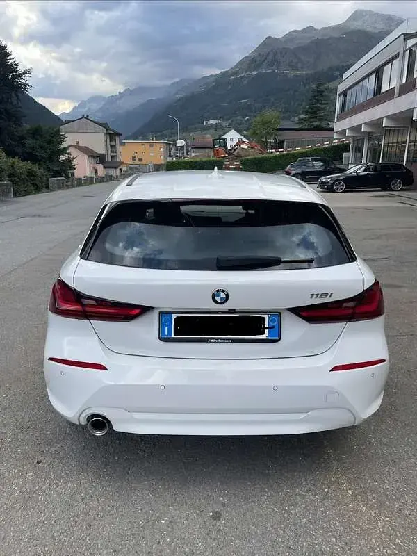 Usata BMW 118 Advantage 136 CV (100 kW) 2024 Bianco Berlina